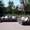 1583 Lounge pallet bank