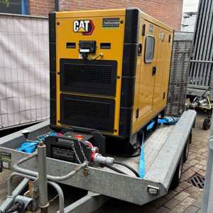 1043 Aggregaat 30 kva 6 groepen 230volt 1043 Aggregaat 30 kva 6 groepen 230volt