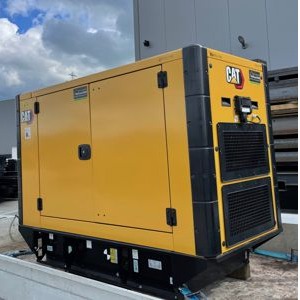 1043 Aggregaat 30 kva 6 groepen 230volt