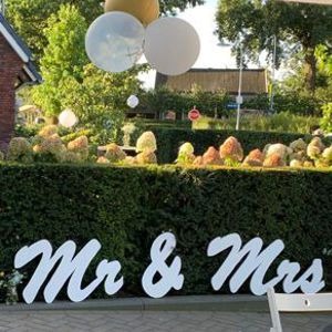 2014 MR & MRS letters wit groot