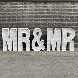 2033 MR & MR letters met verlichting ca.100cm hoog, 230V