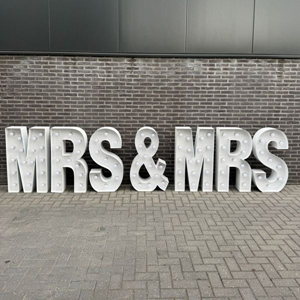 2034 MRS & MRS letters met verlichting ca.100cm hoog, 230V