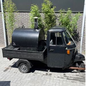 831 Piaggo Pizzatruck