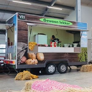 835 Patat wagen groot 835 Patat wagen groot