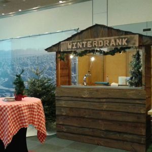 1806 3D Winterhuisje met tap