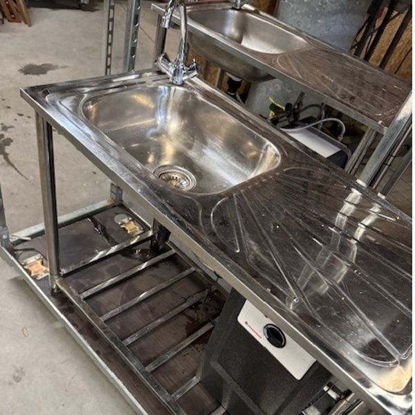 546 RVS spoelbak met elektrische boiler, 230V