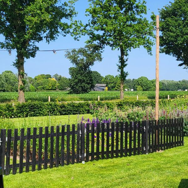 2551 Houten afzethekjes zwart 175cm 2551 Houten afzethekjes zwart 175cm